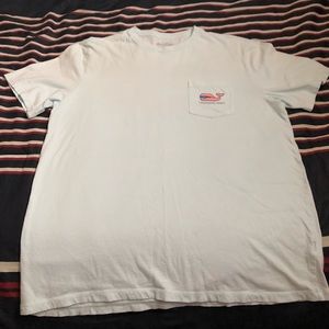 Vineyard vines sportfisher whale pocket tee